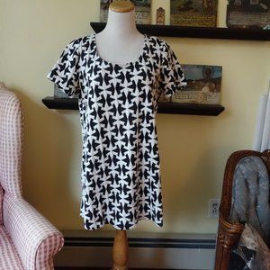 Anthropologie / Postage Stamp Black White Houndstooth Large Tunic / Mini Dress